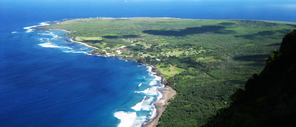 Explore the historic parks, and stunning sea cliffs and go on a cultural hike in hawaii