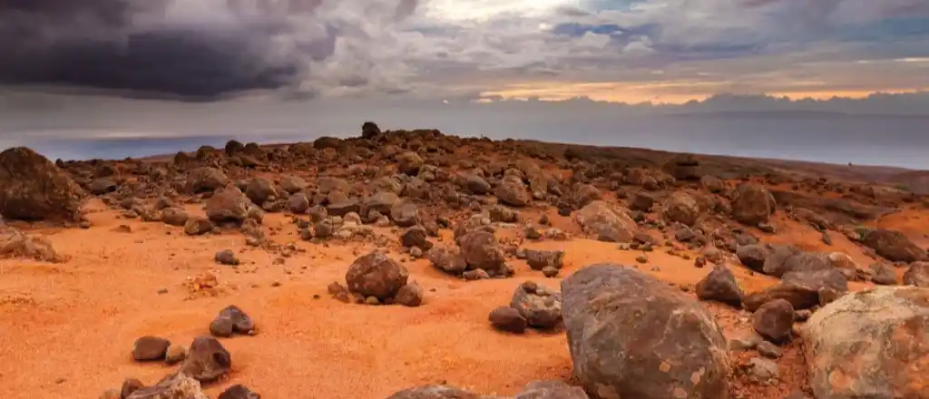 Keahiakawelo - The Garden of Gods in hawaii