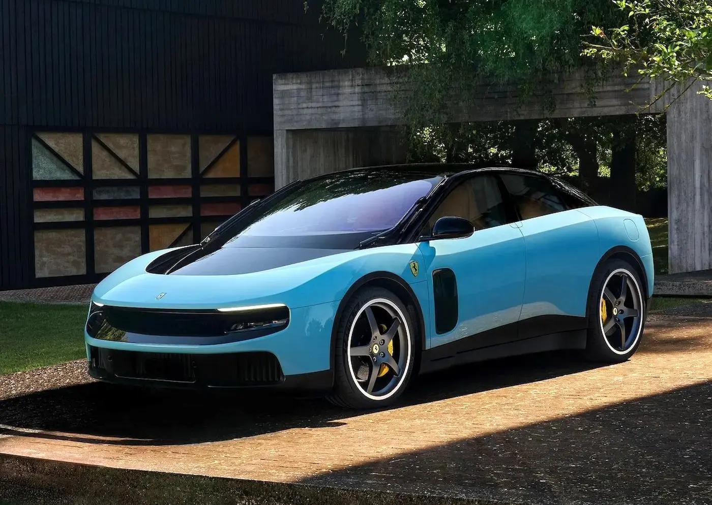 Ferrari Luce imagen 5