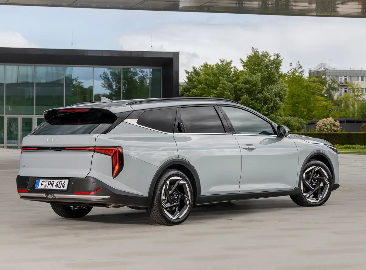 Kia K4 Sportswagon: más espacio. imagen 2