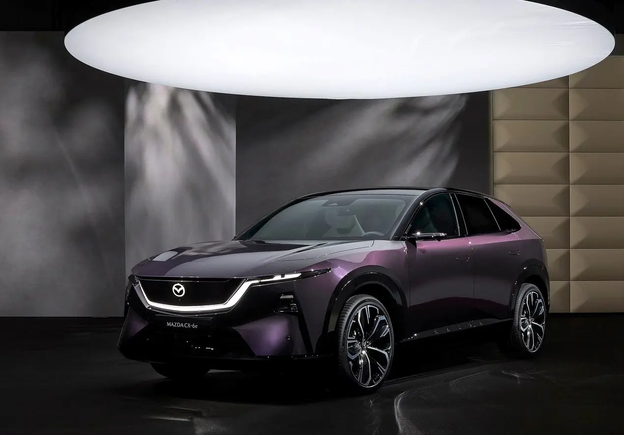 Mazda CX-6e 2027: el SUV eléctrico elegante que Mazda estrena en Europa imagen 2
