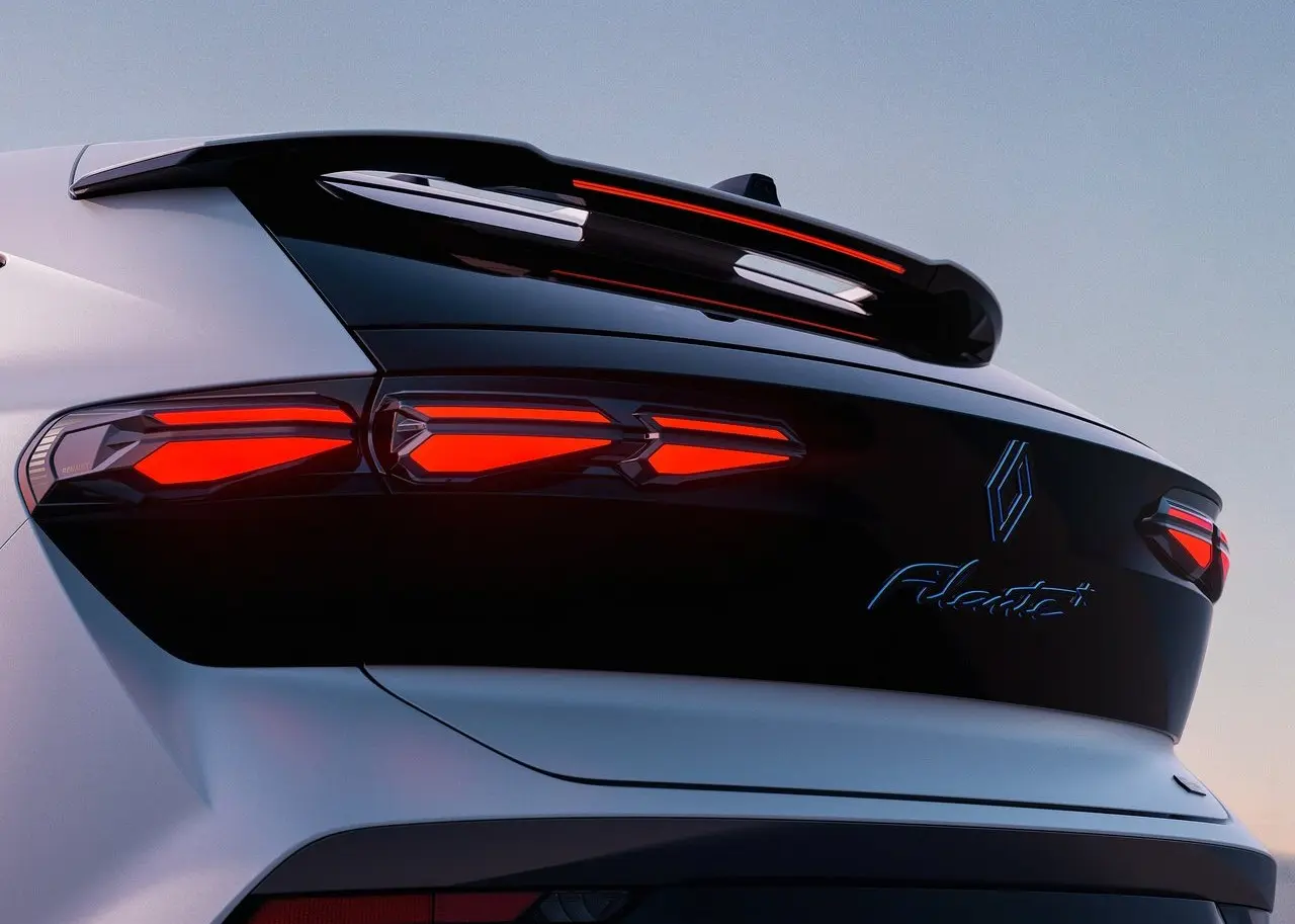 Renault Filante 2027: el SUV híbrido insignia que Renault enviará a Colombia imagen 2