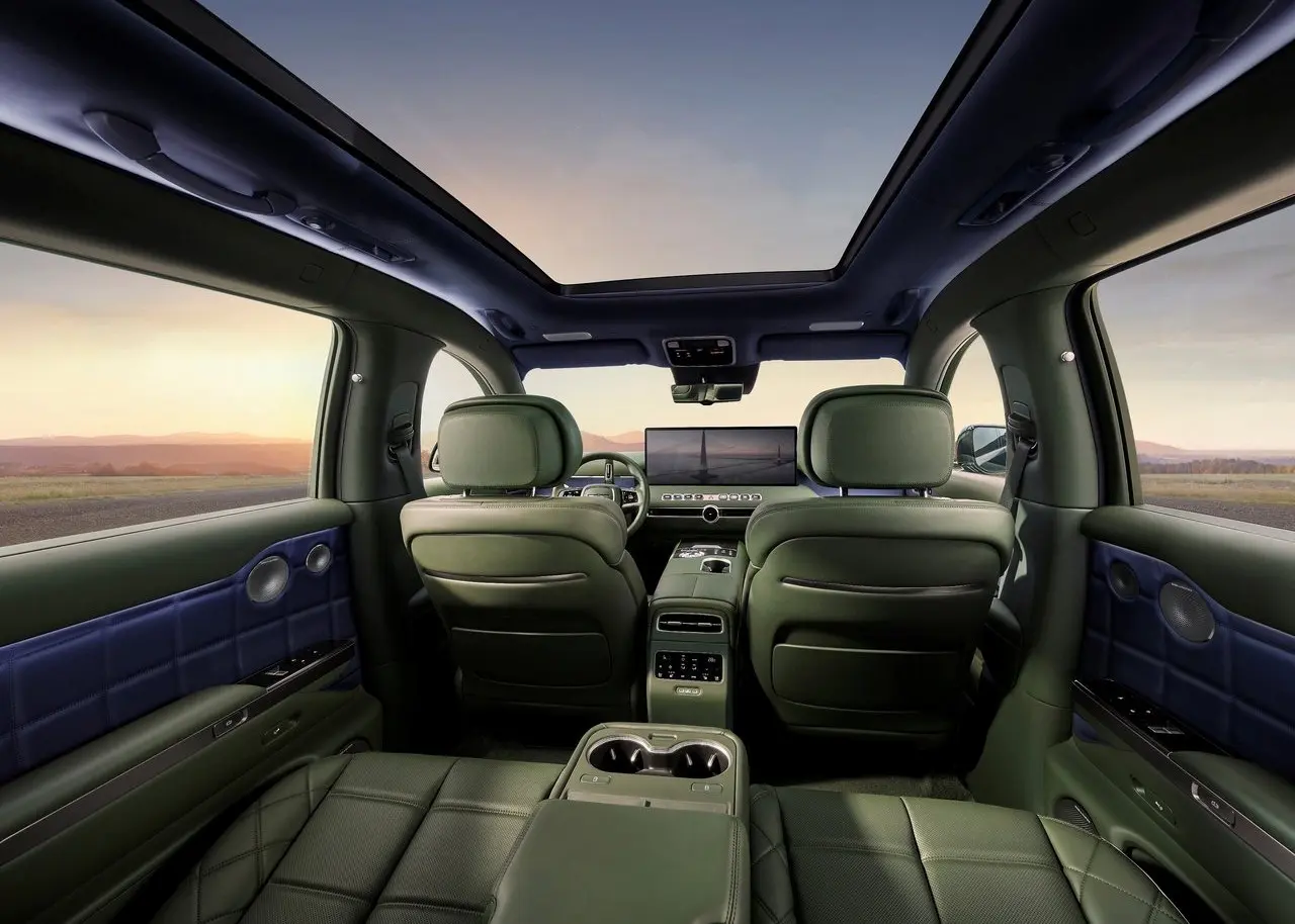 Genesis GV90 2027: el SUV de lujo que abre las puertas enfrentadas y queda como una sala imagen 6