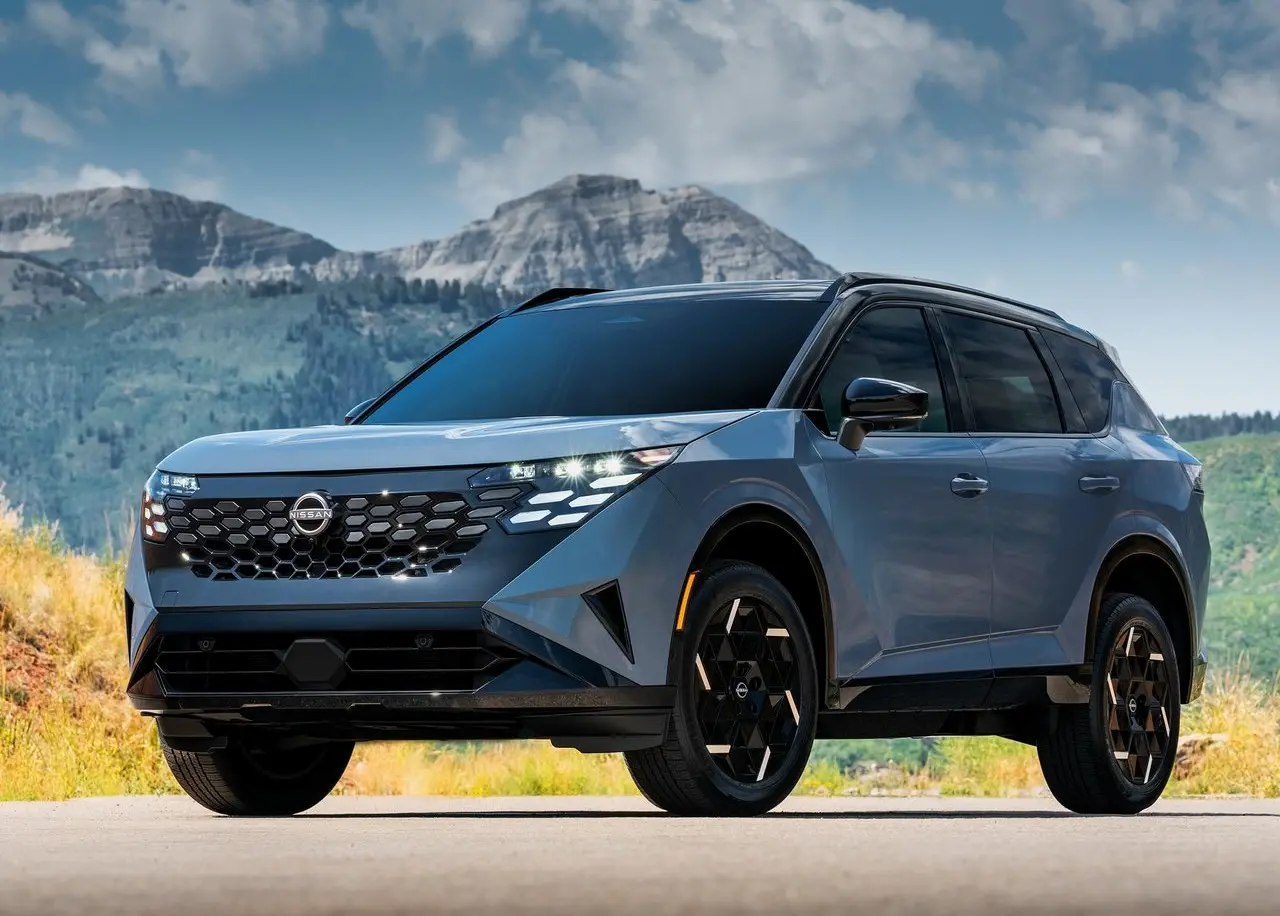 Nissan Rogue Hybrid 2027: las ruedas las mueven dos motores eléctricos