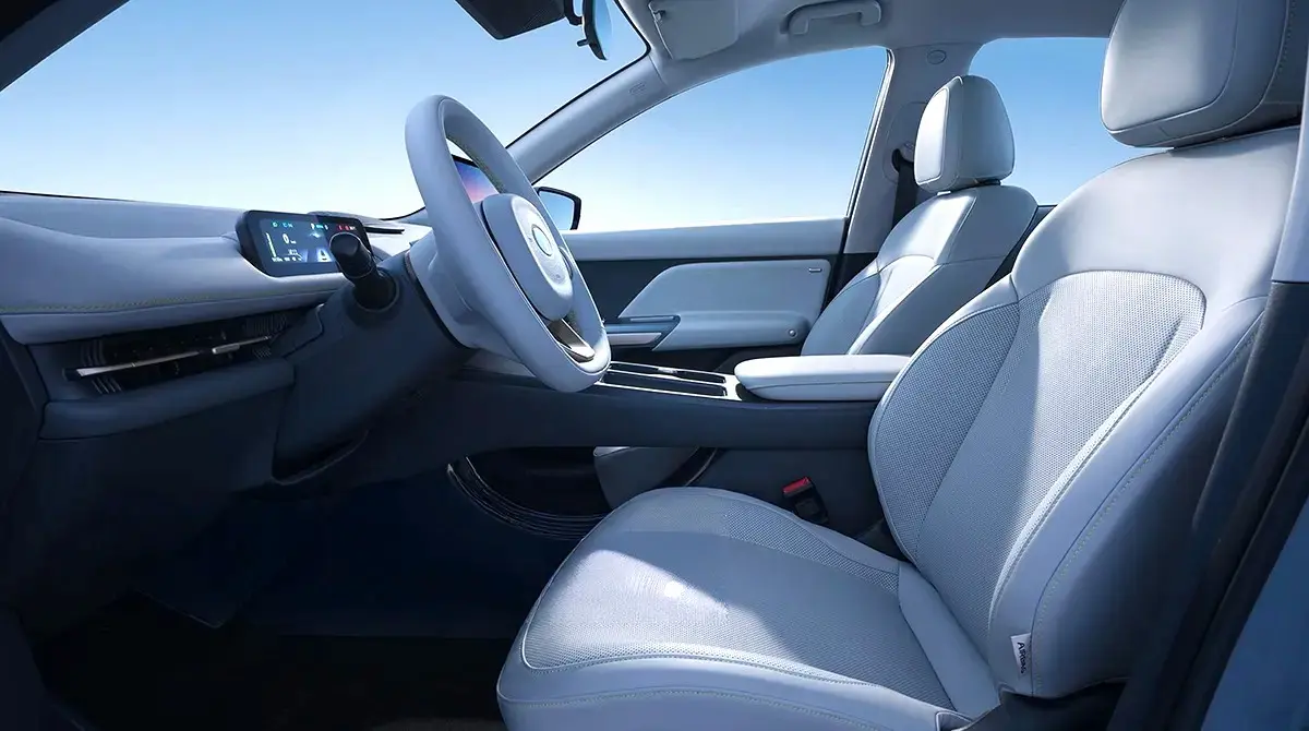 JMEV GSX 2026: la batería grande está en las dos versiones; las ayudas van en la versión Luxury imagen 6
