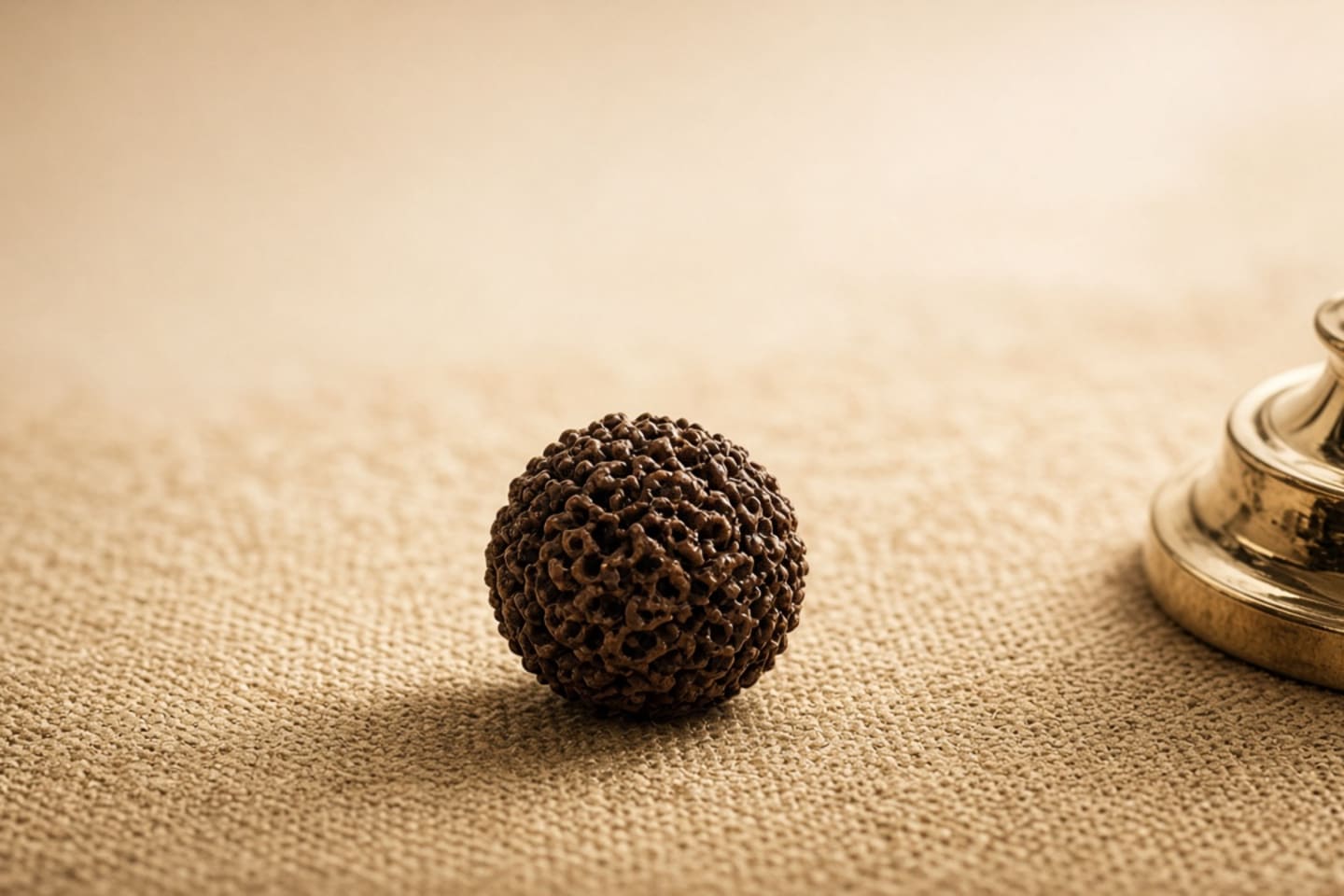 Closing illustration for How Chaitanya Sources Its Malas