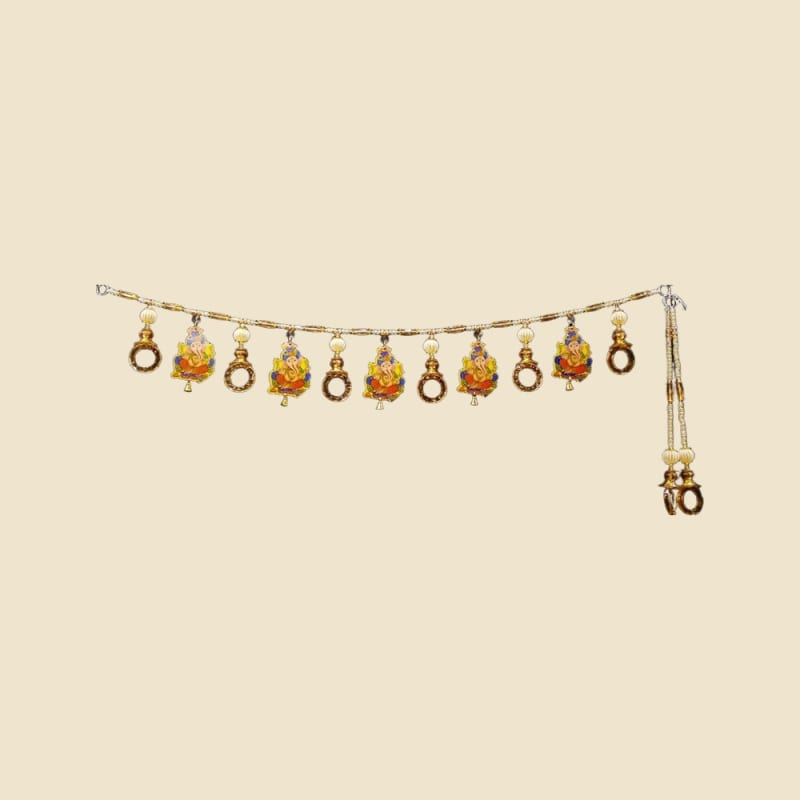 Decorative Door Bandhanwar (Design 10) on a warm ivory background