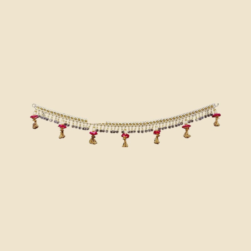 Decorative Door Bandhanwar (Design 12) on a warm ivory background