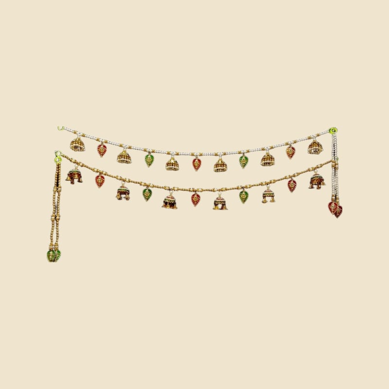 Decorative Door Bandhanwar (Item 00321) on a warm ivory background