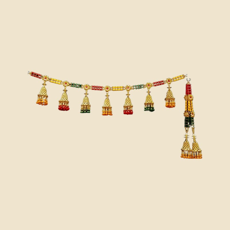 Decorative Door Bandhanwar (Item 0030) on a warm ivory background