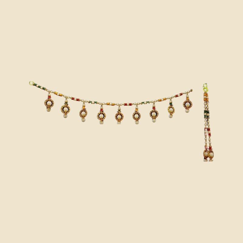Decorative Door Bandhanwar (Item 0044) on a warm ivory background