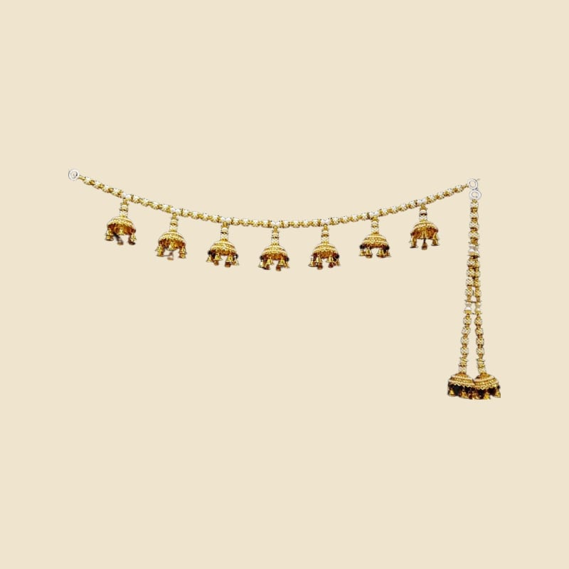 Decorative Door Bandhanwar (Item 00170) on a warm ivory background