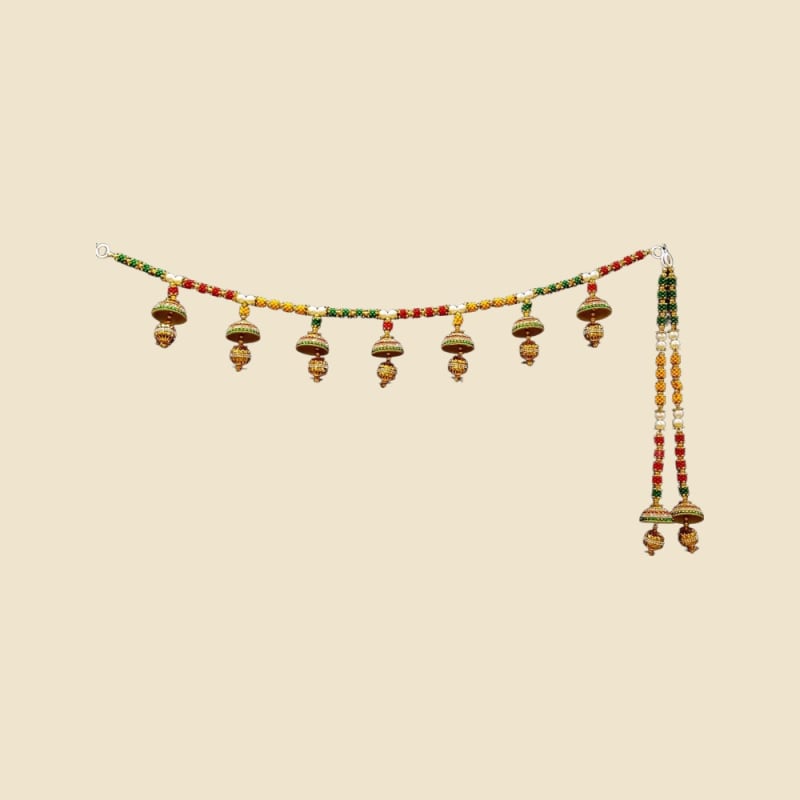 Decorative Door Bandhanwar (Item 00182) on a warm ivory background