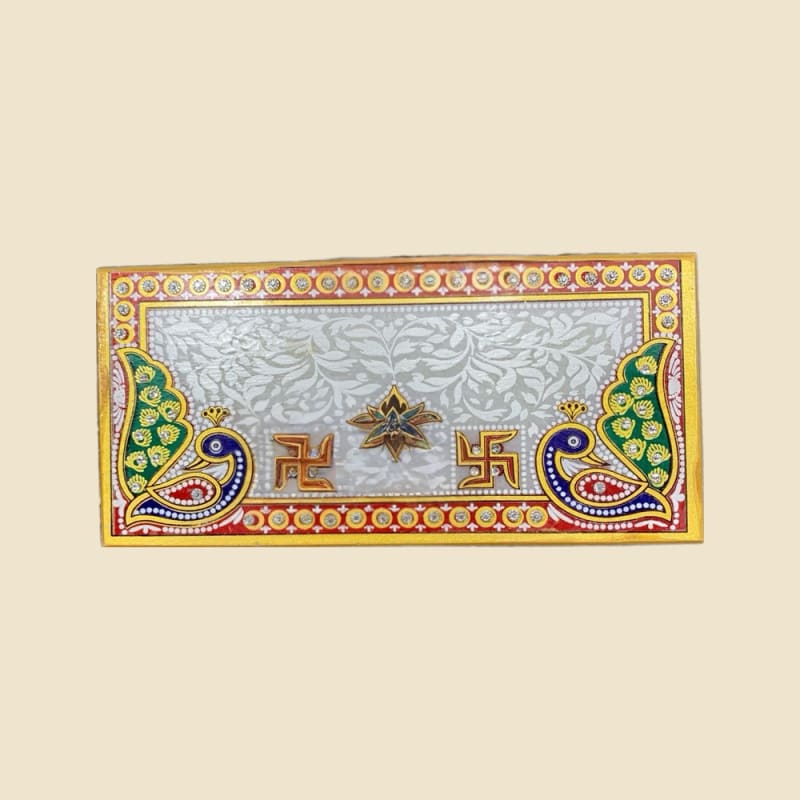 Meenakari Marble Chowki, 4 x 8 in on a warm ivory background