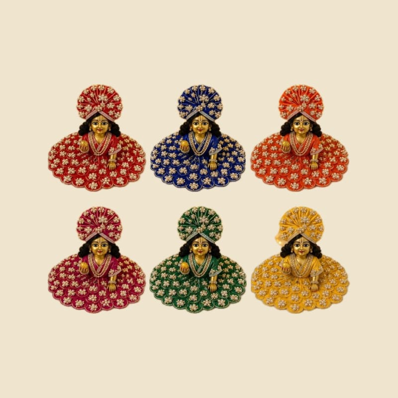 Laddu Gopal Poshak (Dress) Set, Design 15 on a warm ivory background