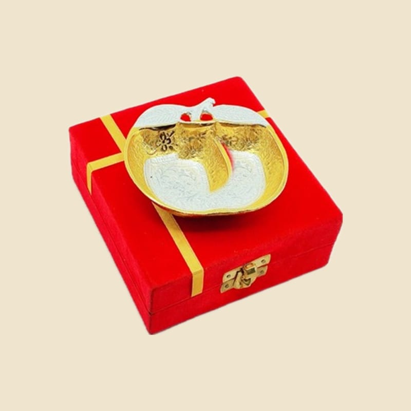 Golden Apple Bowl Gift Set on a warm ivory background