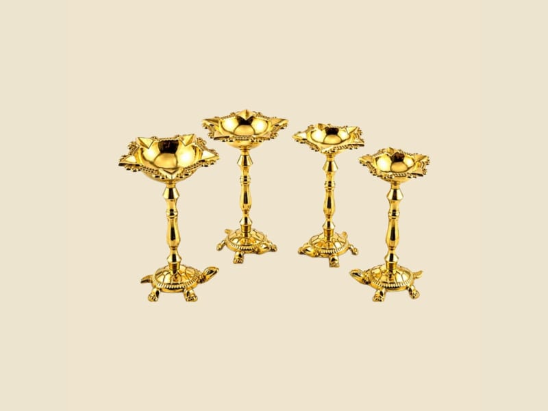 Lotus Samai on Tortoise Base on a warm ivory background