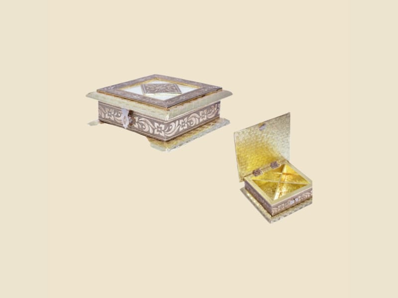 Silver-white Box on a warm ivory background
