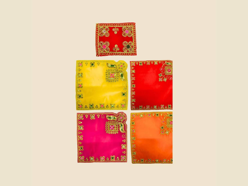 Embroidered Puja Aasan, Multicolour (CI 1009) on a warm ivory background
