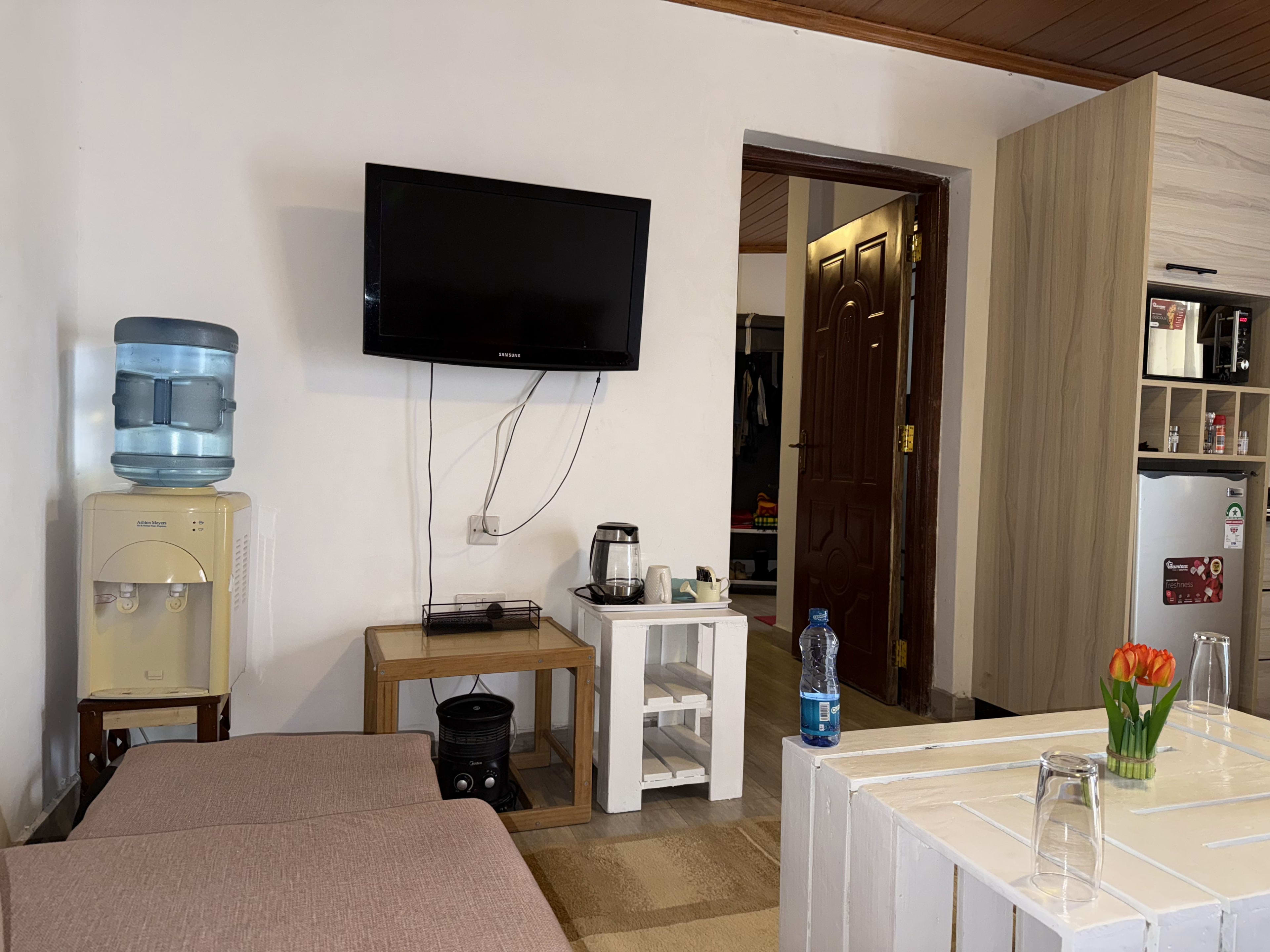 Comfortable Guest House Living Area at Jazby Guest House in Naivasha - Image 5