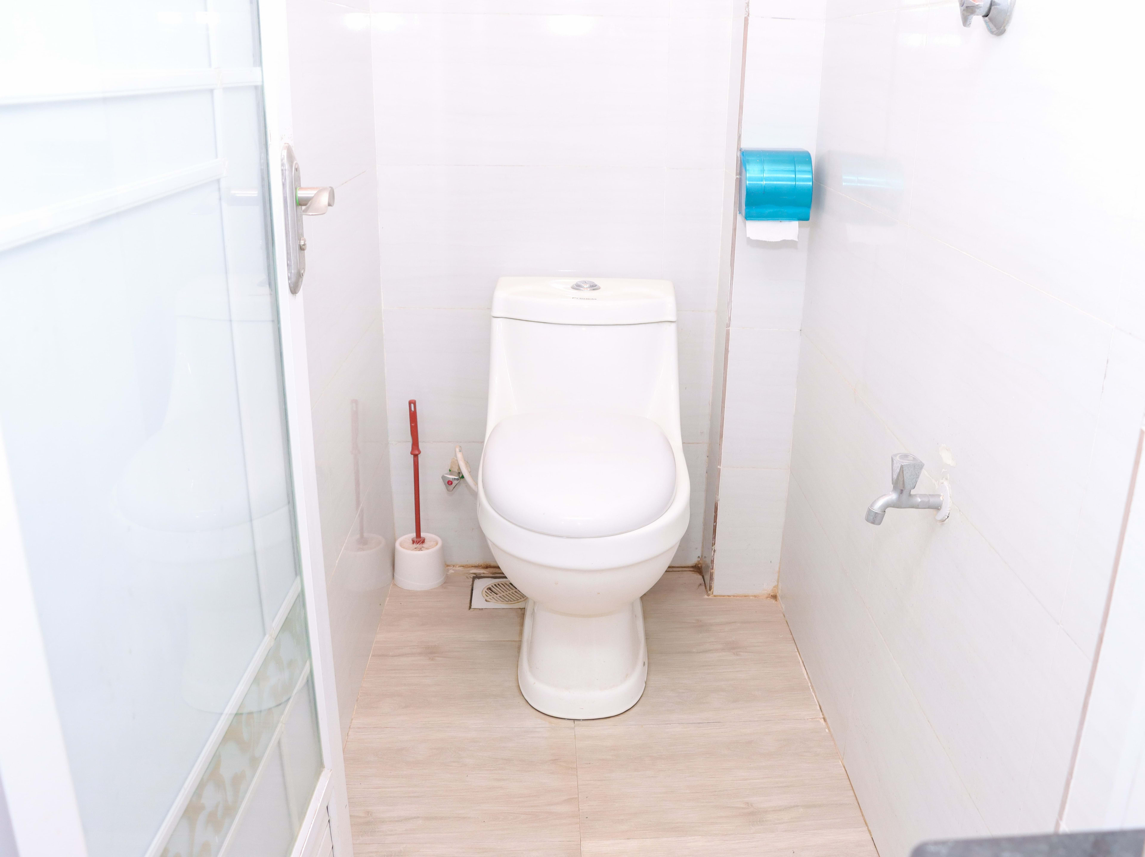 Fresh and Modern Guest Bathrooms at Jazby Guest House in Naivasha - Image 1