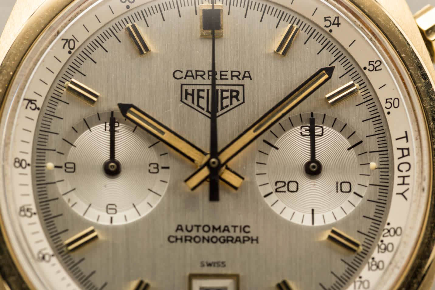 Heuer Carrera Vintage Chronograph view 3