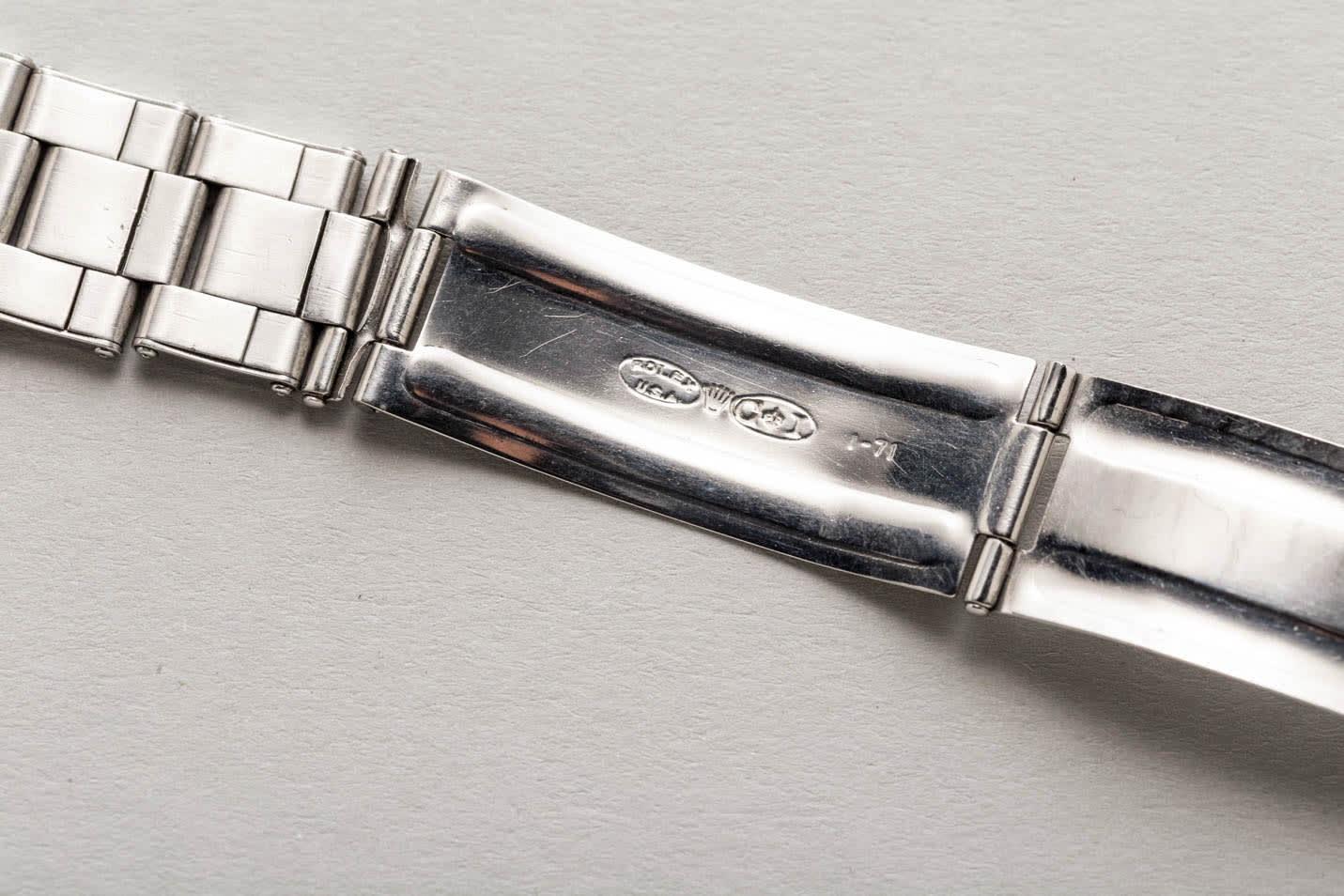 Rolex Submariner view 6