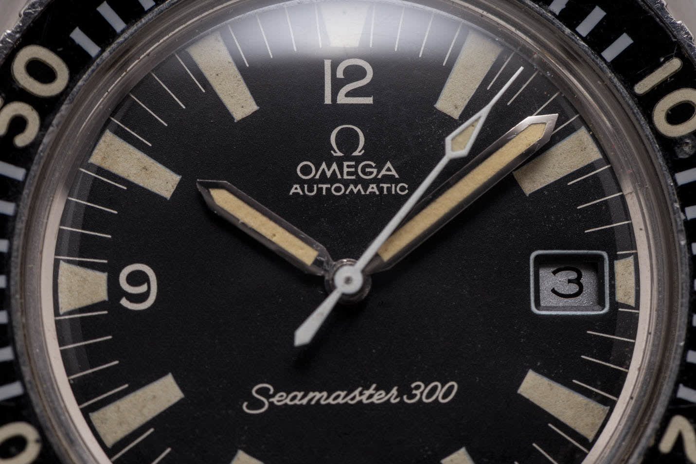 Omega Seamaster 300 view 3