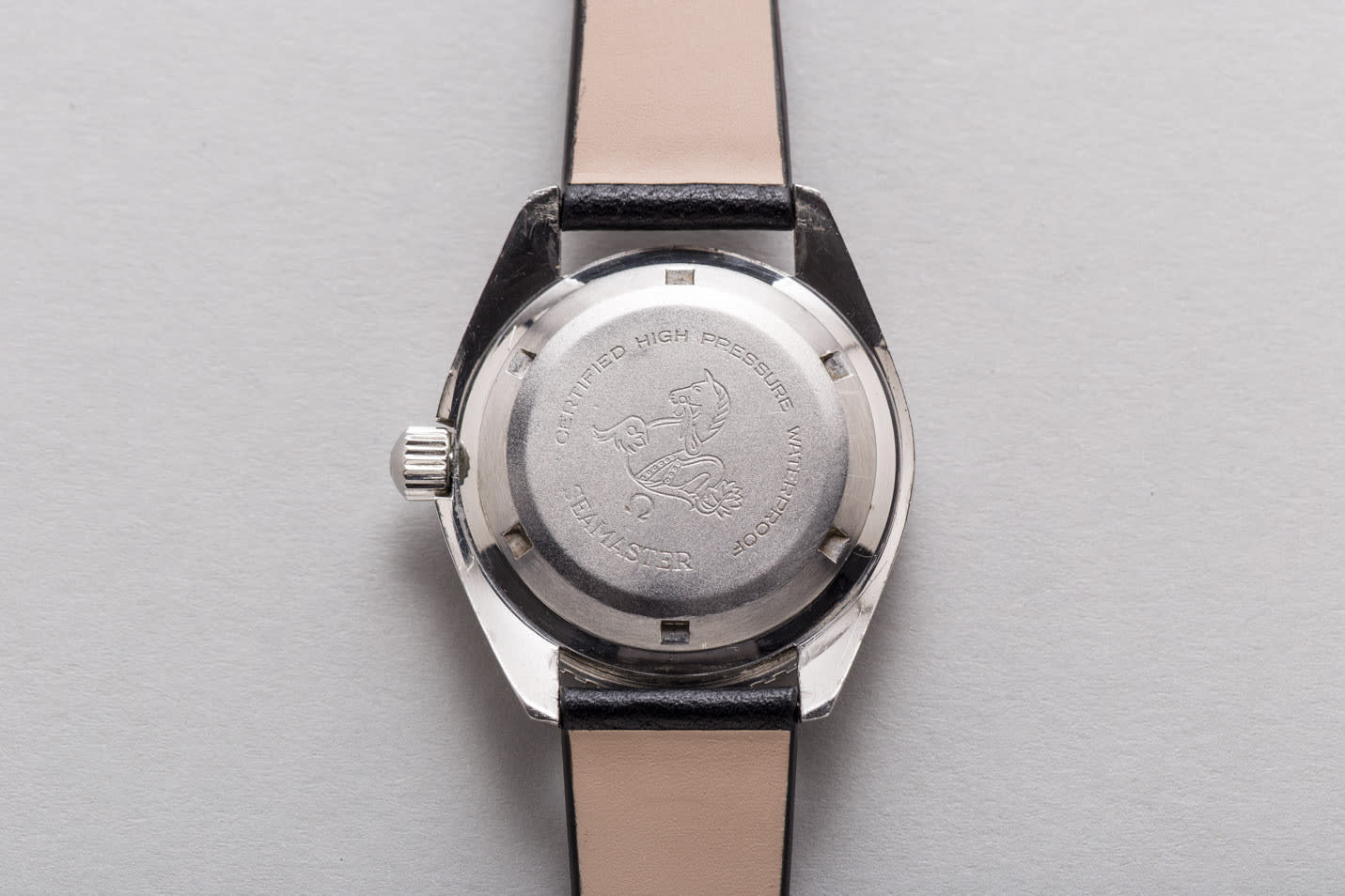 Omega Seamaster 300 view 8