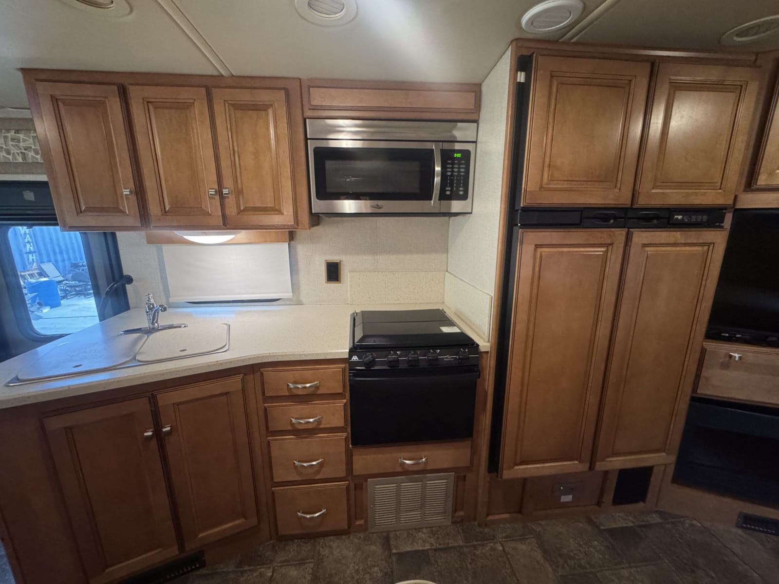 3-3178 35ft. Itasca