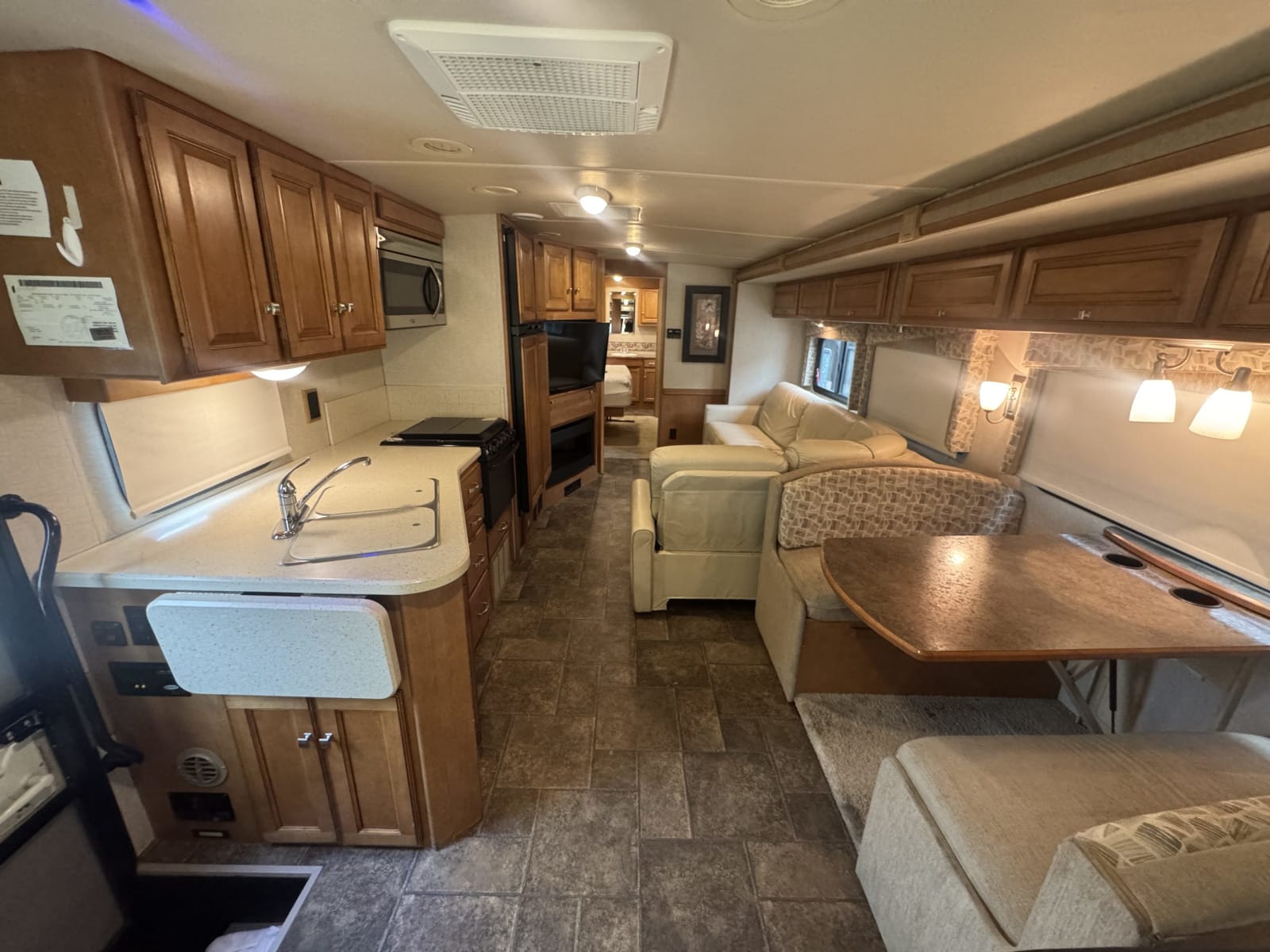 2-3178 35ft. Itasca