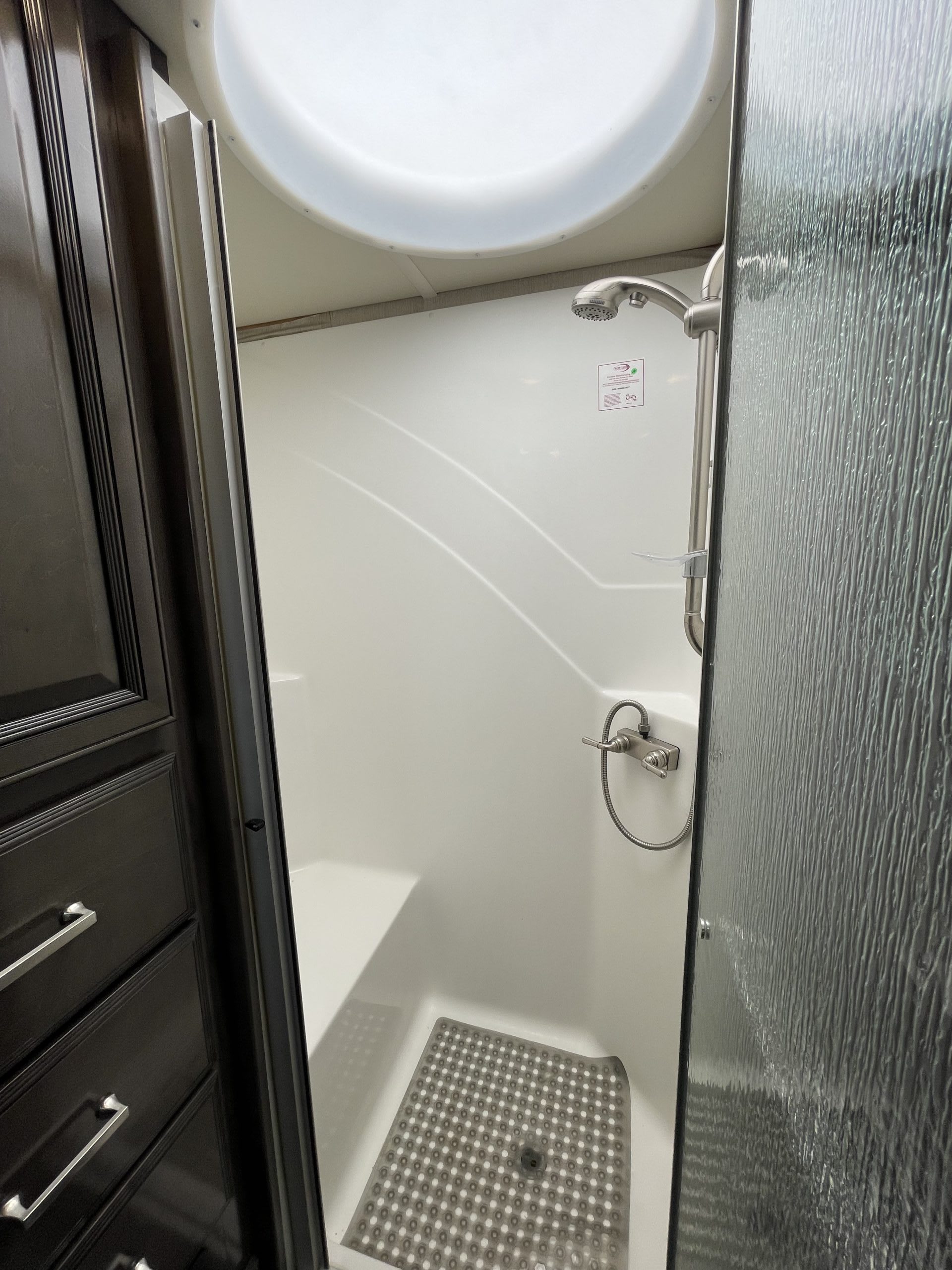 10-3268 38ft. Pace Arrow Diesel