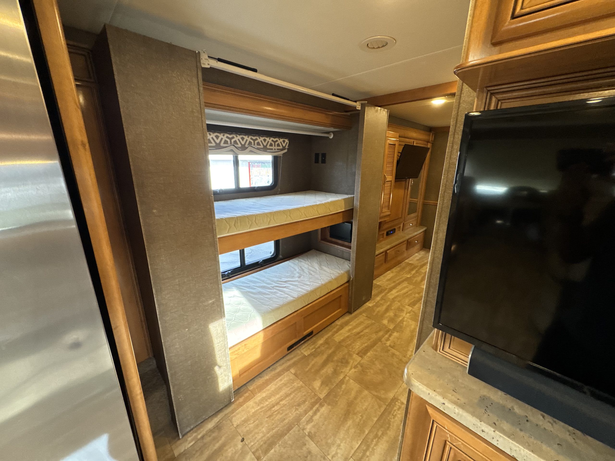 5-3071 37ft. Challenger