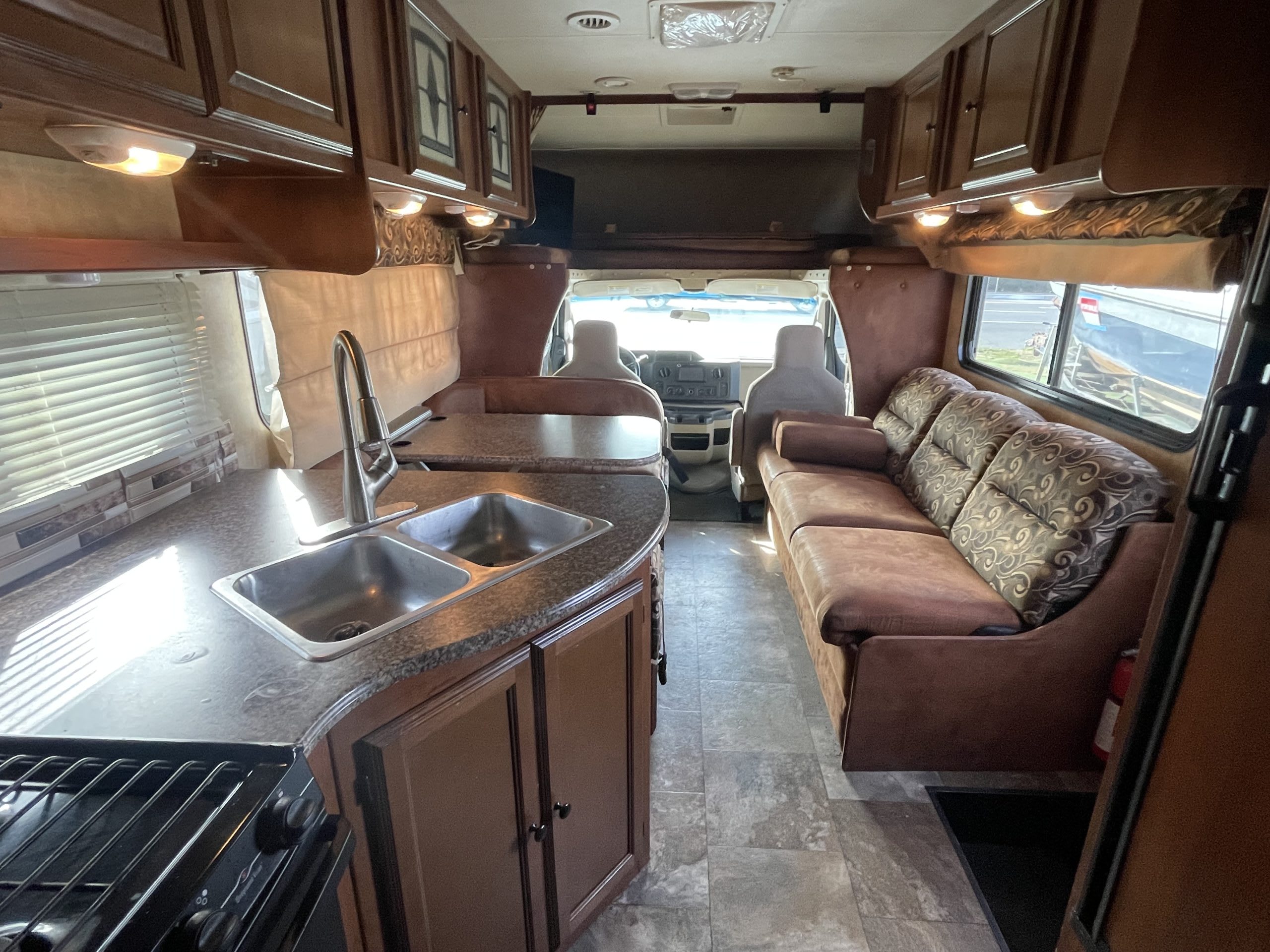 1-3263 29ft. Leprechaun