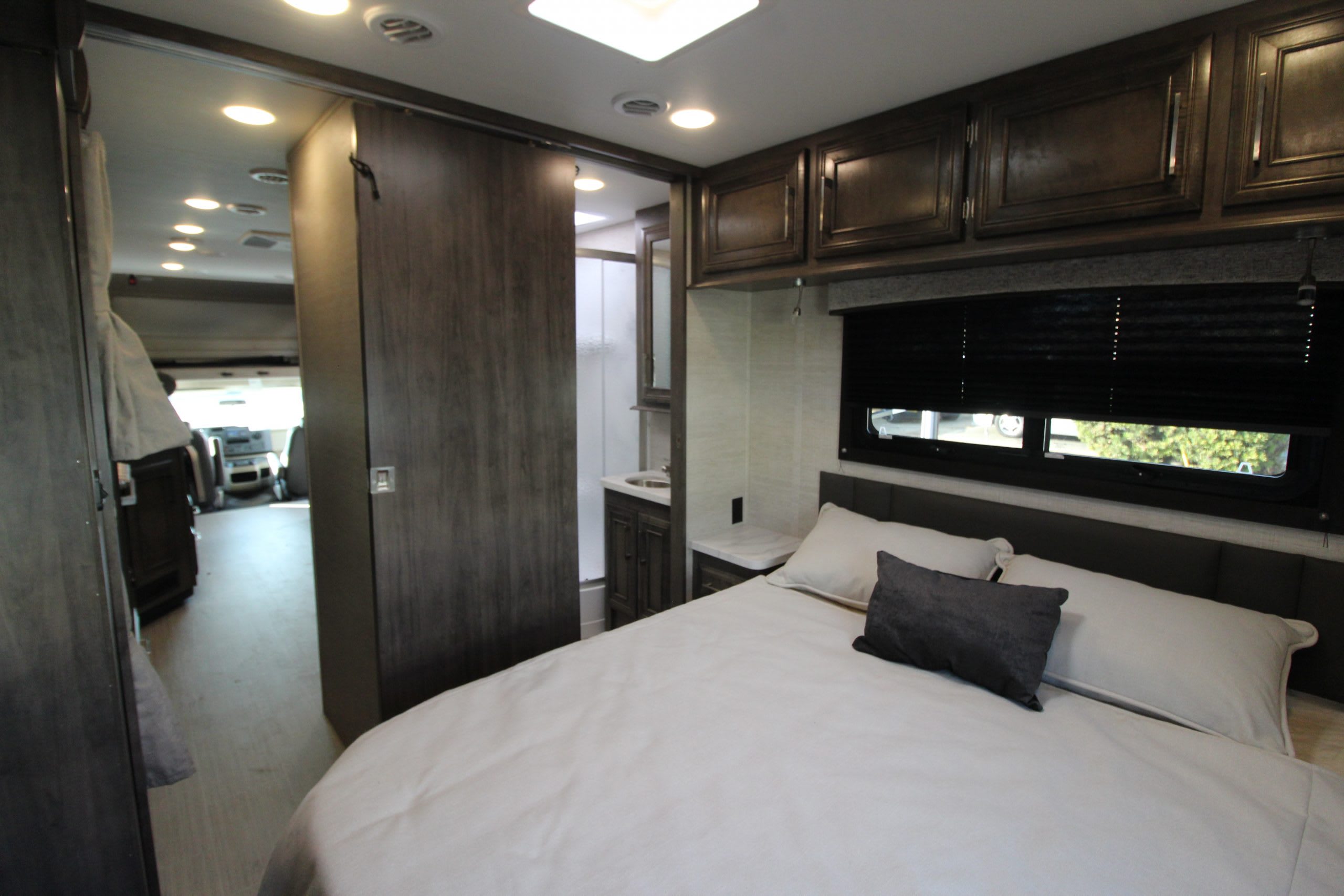 5-3236 31ft. Odyssey “2022”