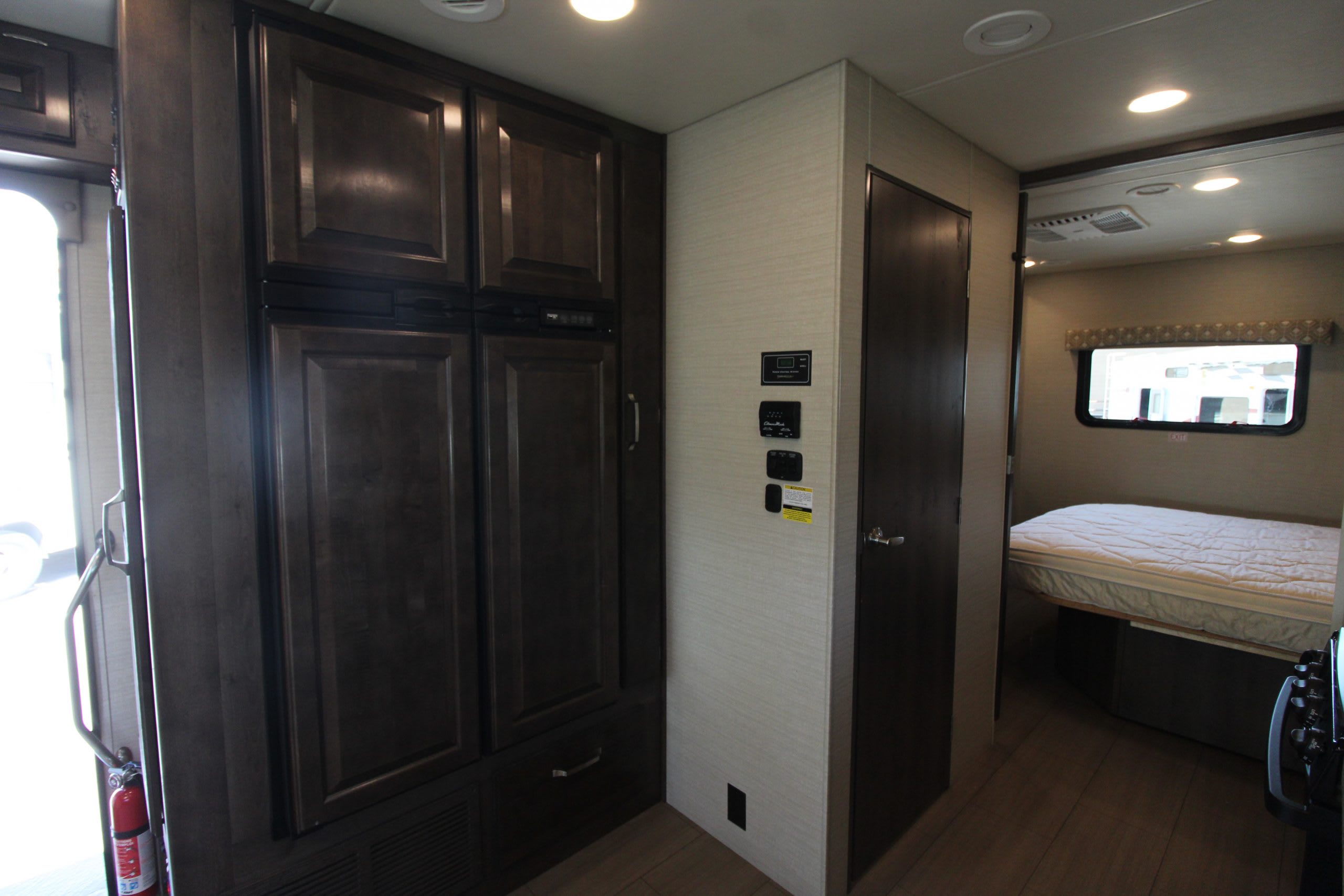 6-3226 31ft. Greyhawk