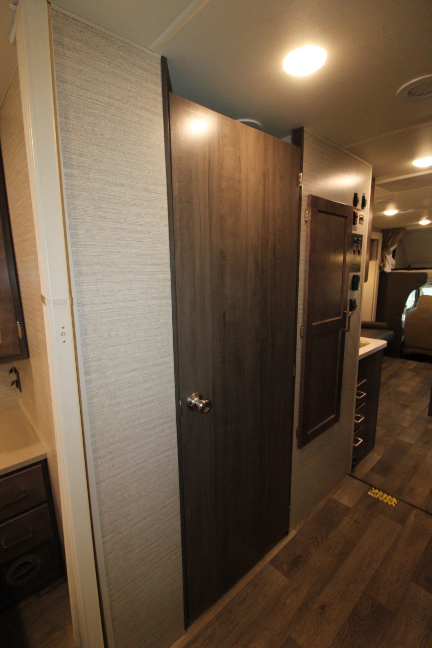 7-3200 31ft. Minnie Winnie “2020”