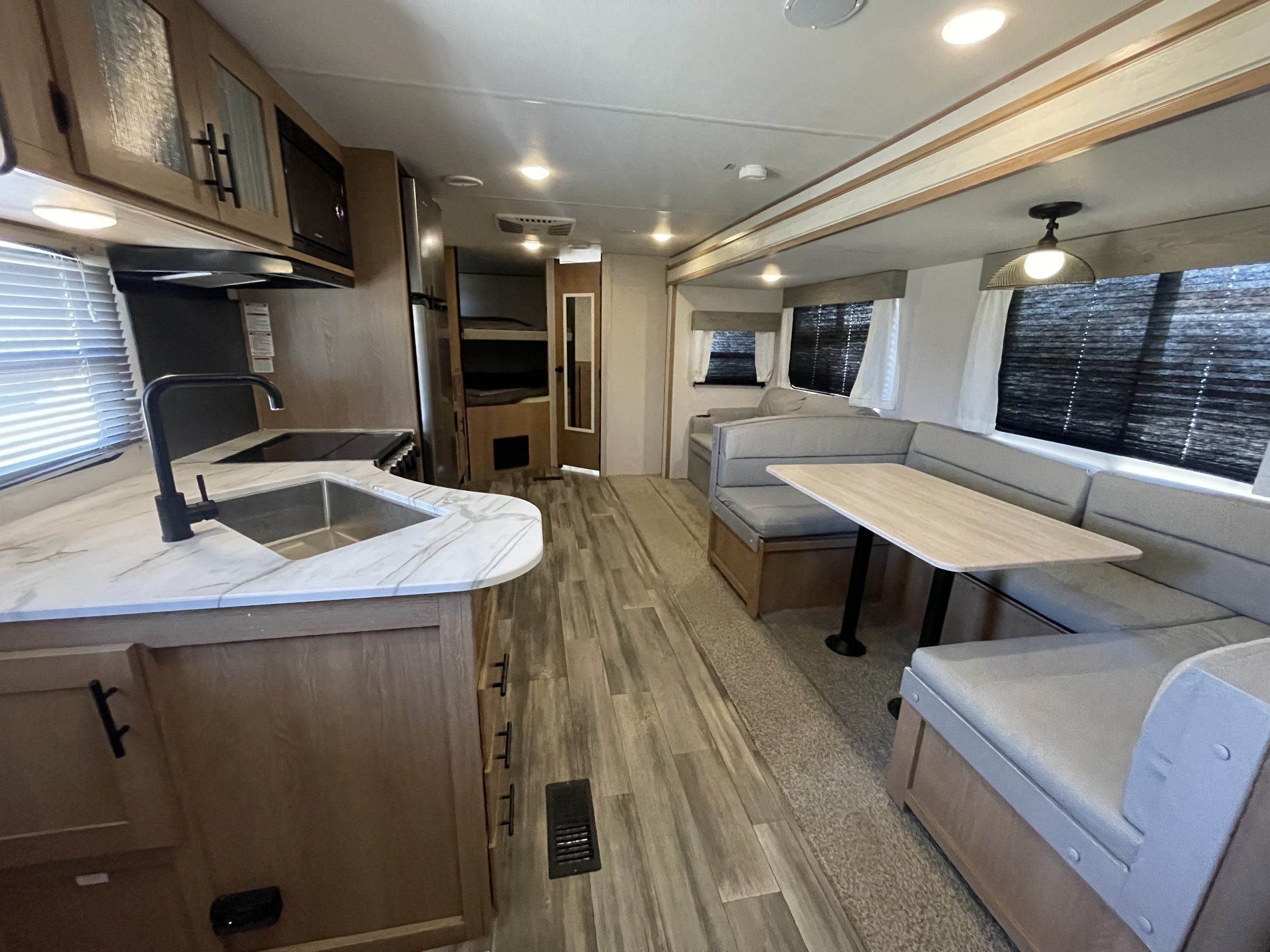 2-3270 33ft. Avenger