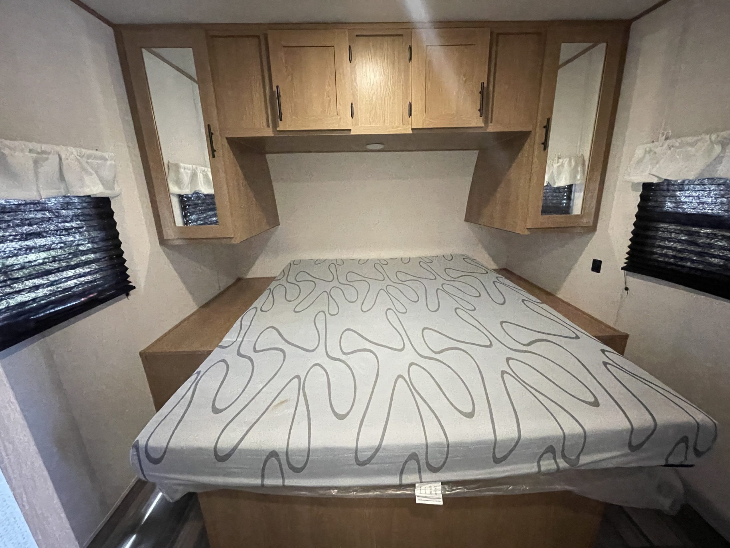 1-3270 33ft. Avenger