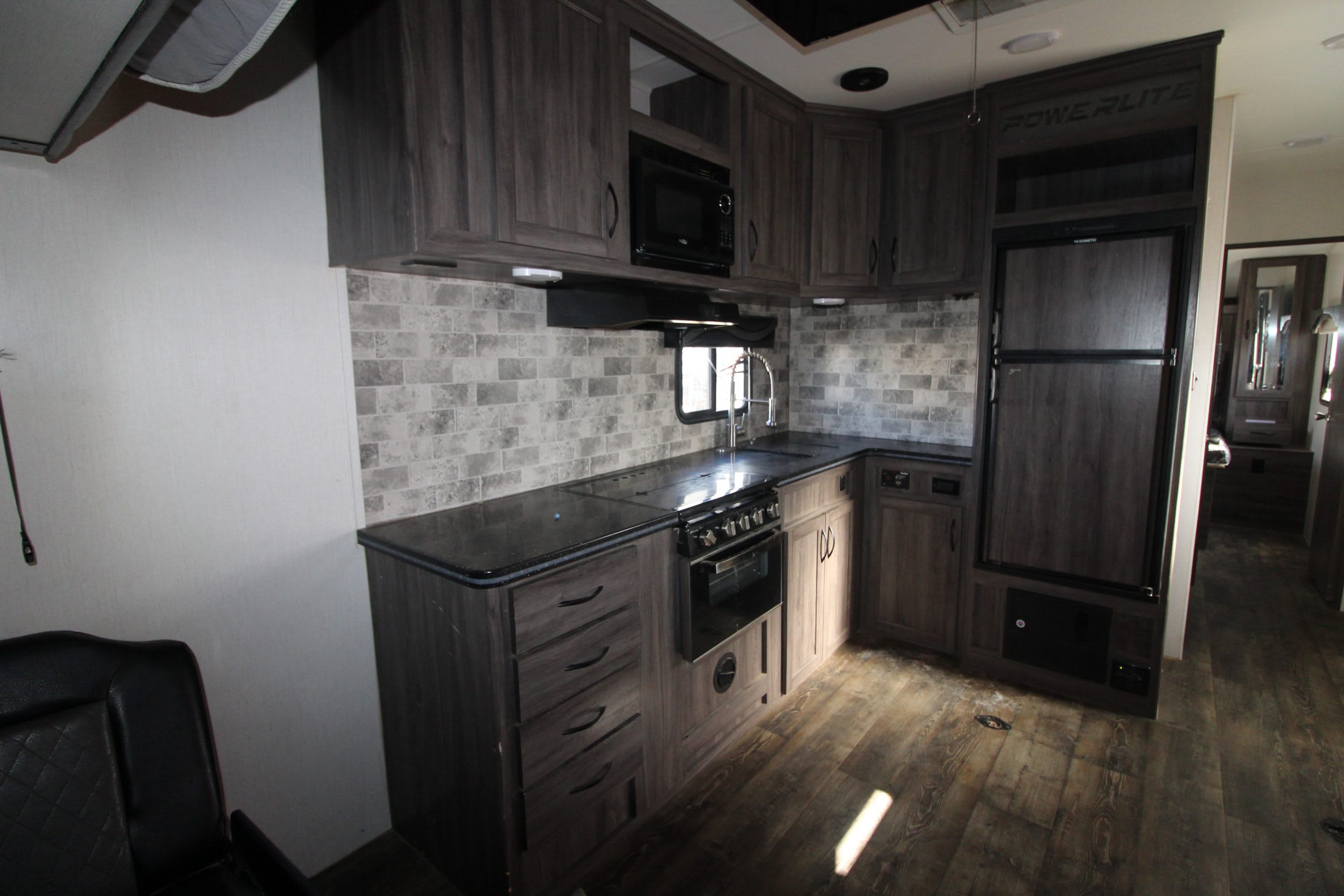 4-3224 26ft. Powerlite