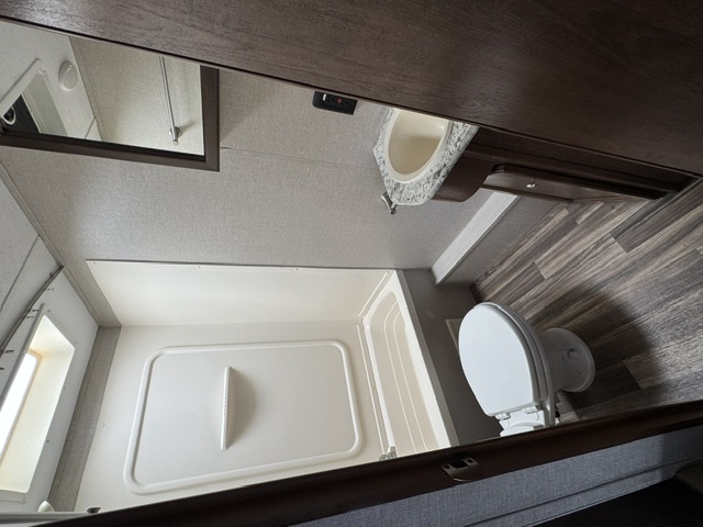 Hideout bathroom