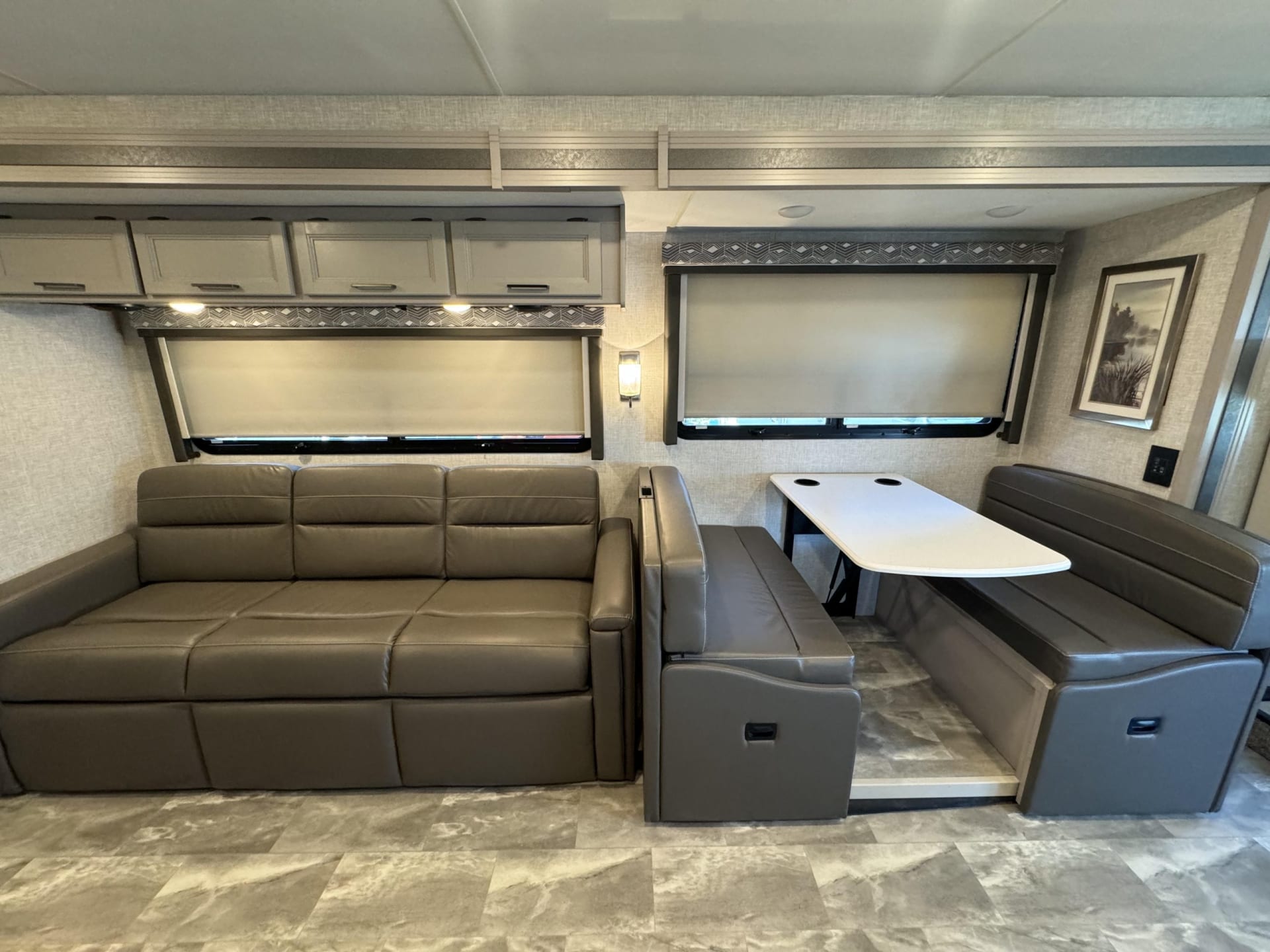 Sofa, Dinette