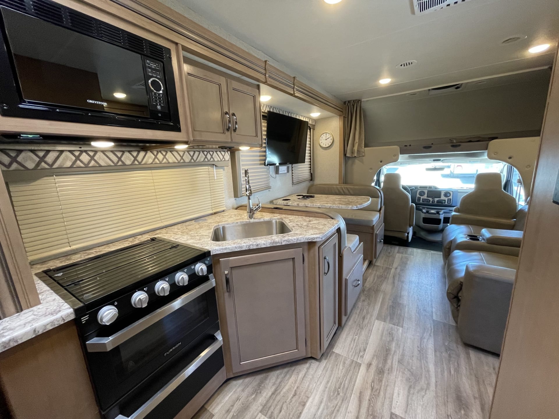 3-3265 30ft. Fourwinds