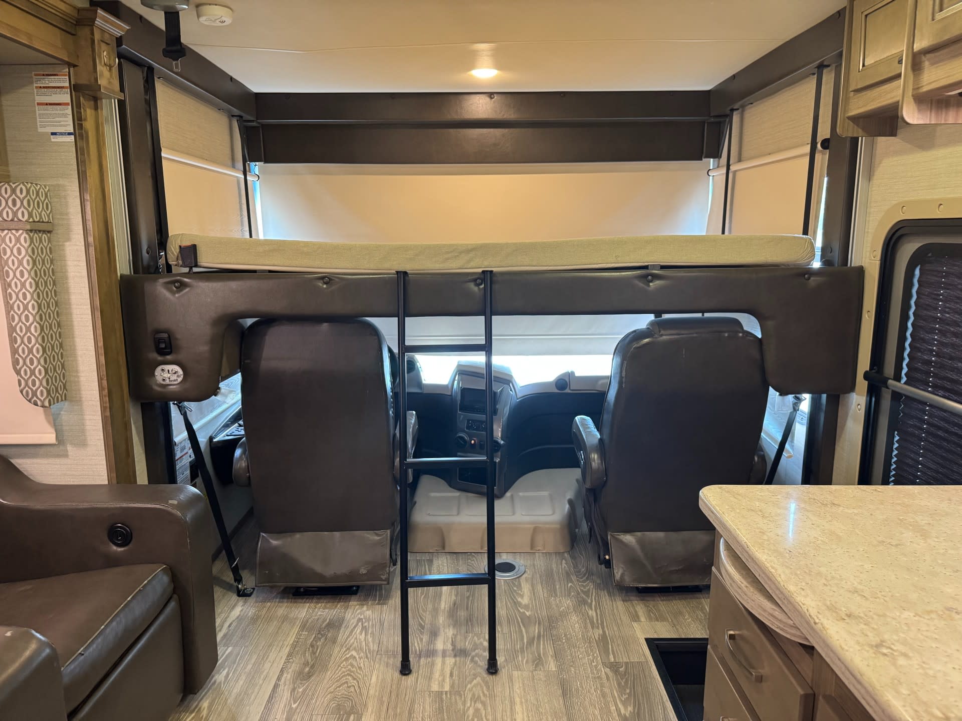 3303 Precept Overhead Bed