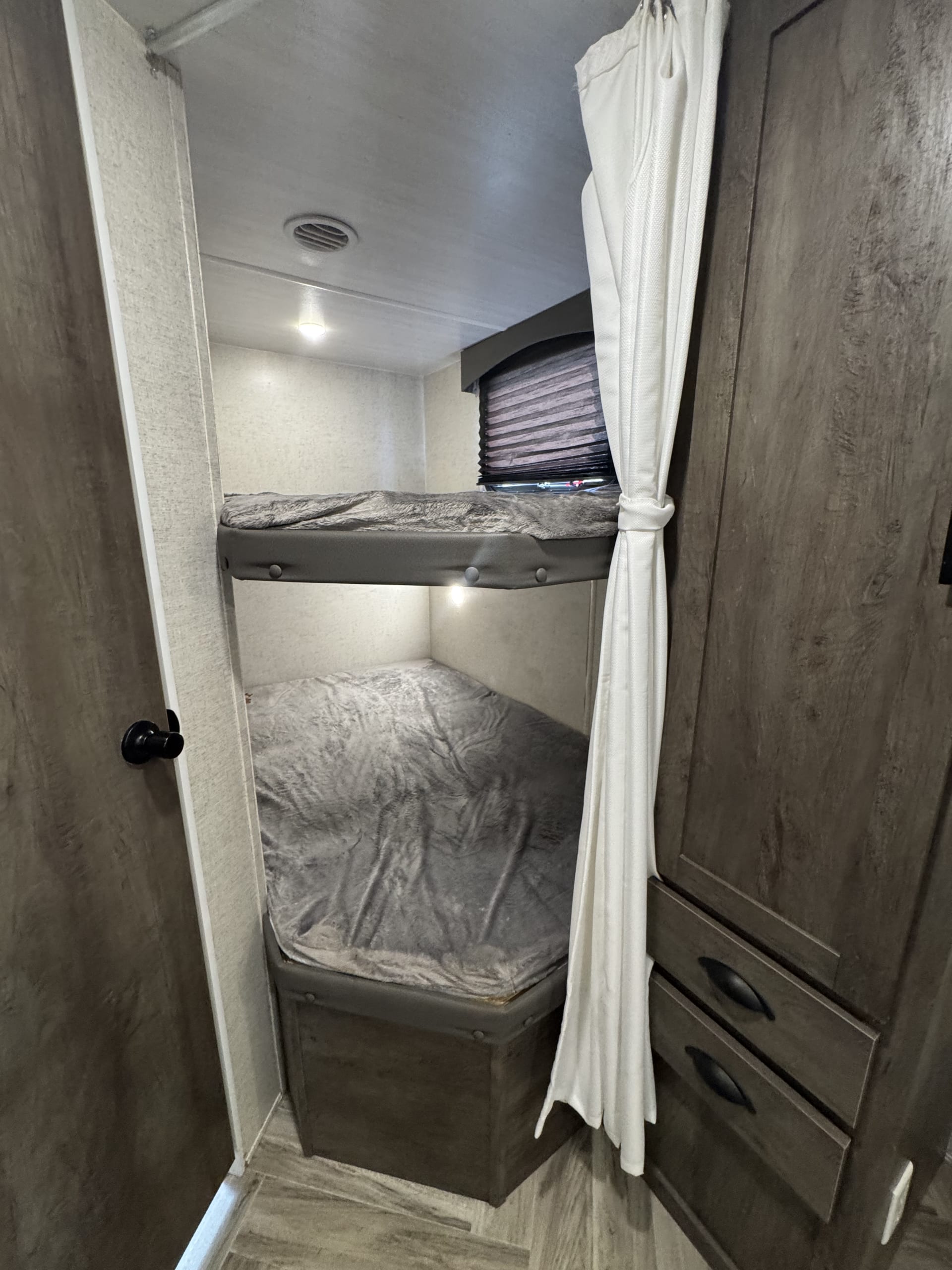 3301 Bunks