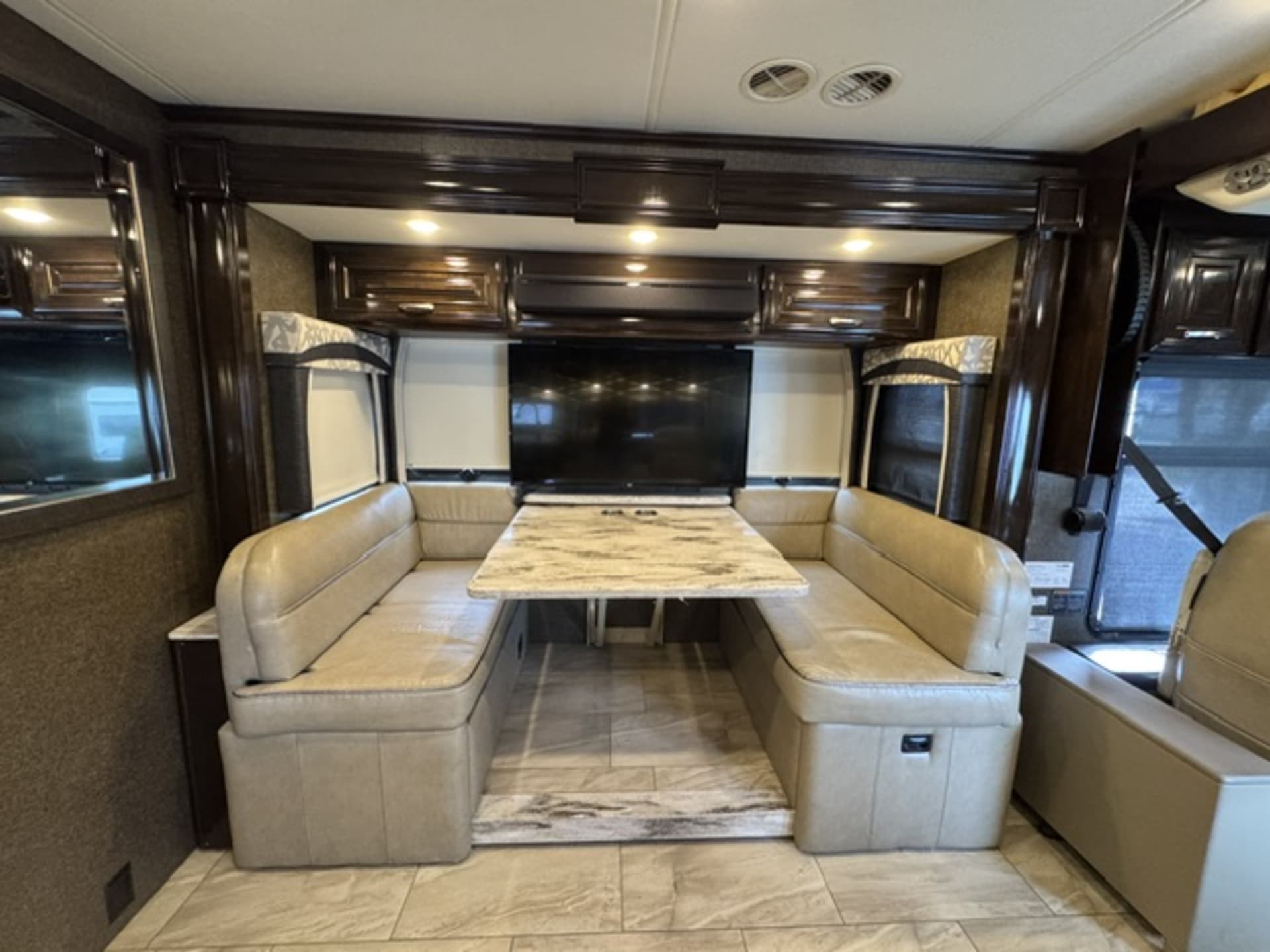 Dinette