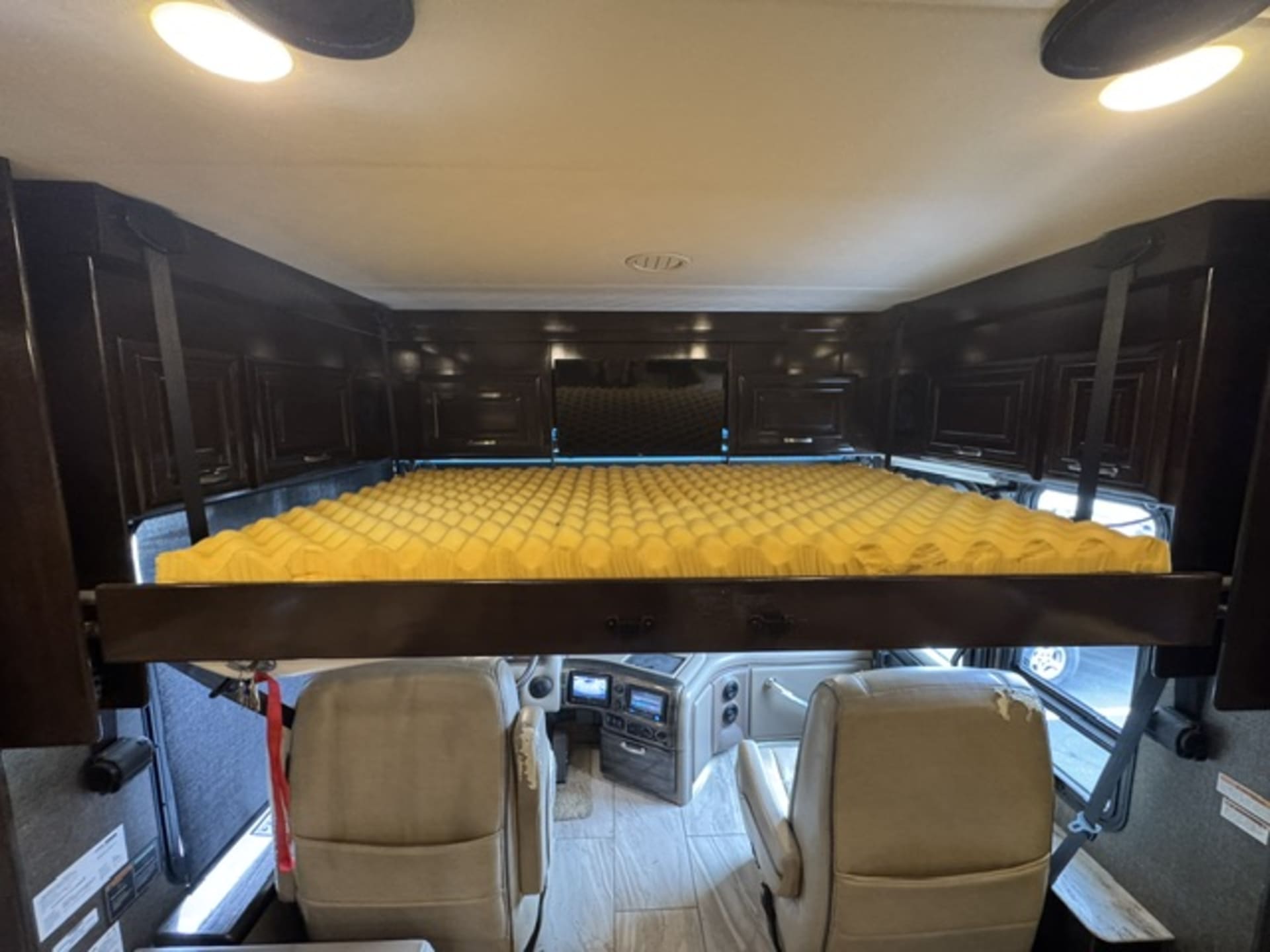 Drop down bed