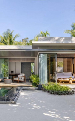 Popular Maldivian resort named