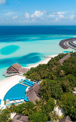 Popular Maldivian resort named