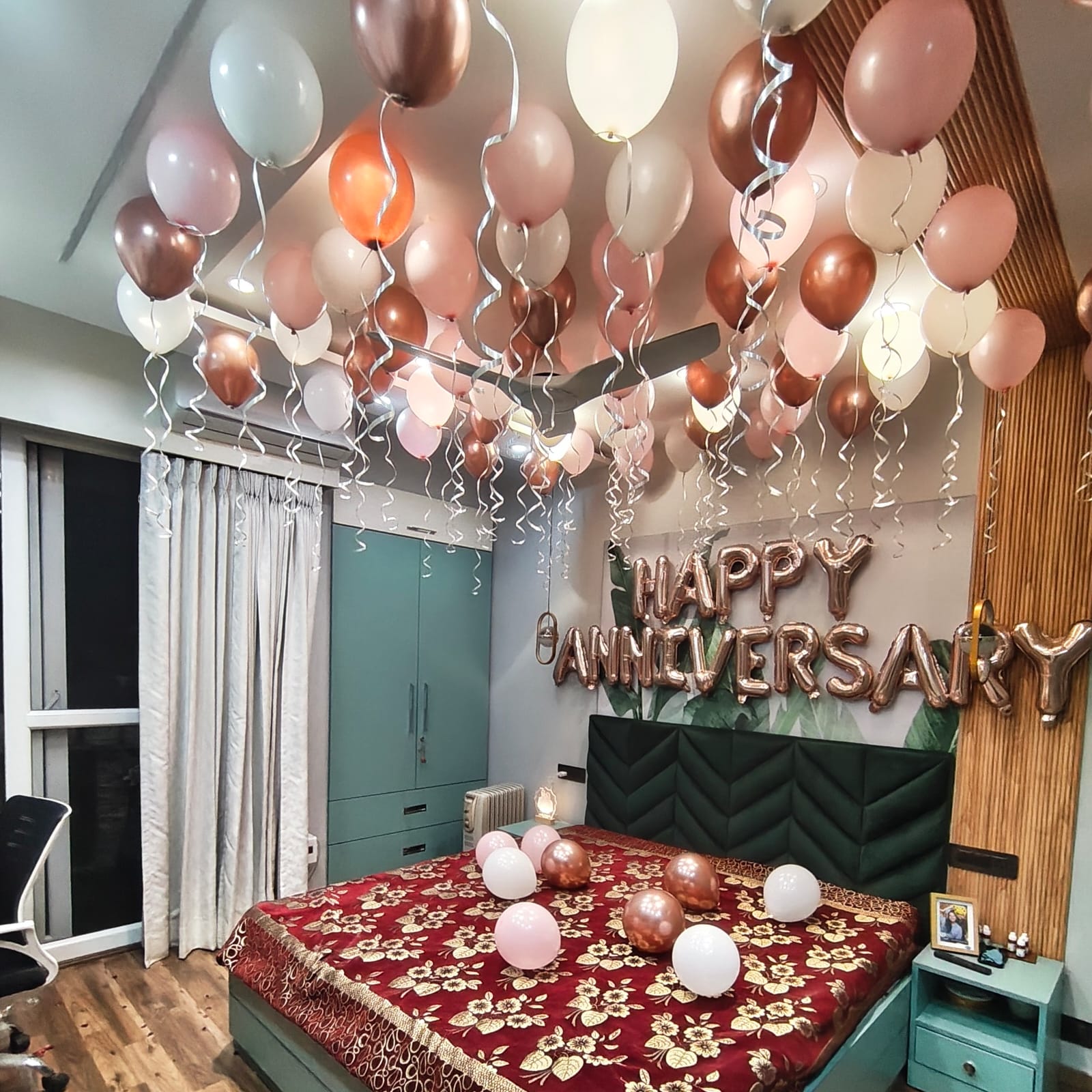 Anniversary Room Decoration 